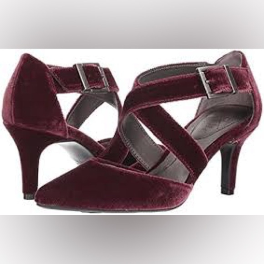 Life Stride Burgundy Heels
